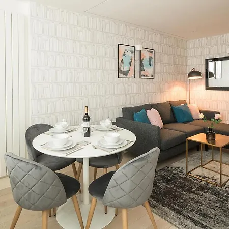Fitzrovia - Charlotte Street By Viridian Apartments London Exterior photo