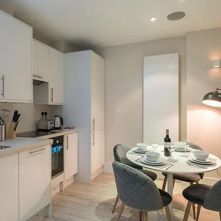 Fitzrovia - Charlotte Street By Viridian Apartments London Exterior photo